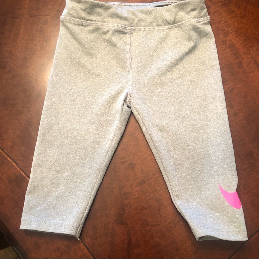 Nike dri-fit capris